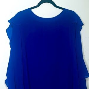 Used, Like new. Long bell sleeves. Polyester.